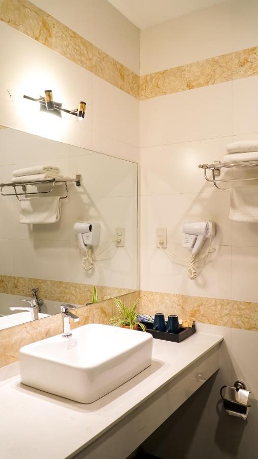 Bros Hotel 胡志明市 外观 照片